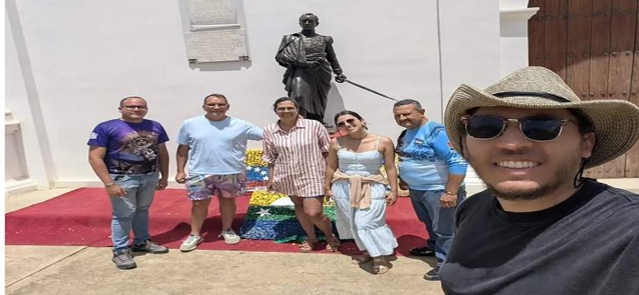 Santa Ana recibe visita emotiva desde Colombia