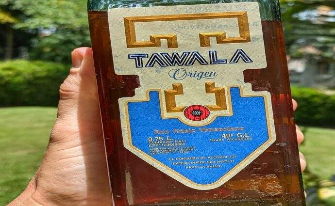 Ron Tawala se alza con la Medalla de Oro en la London Spirits Competition