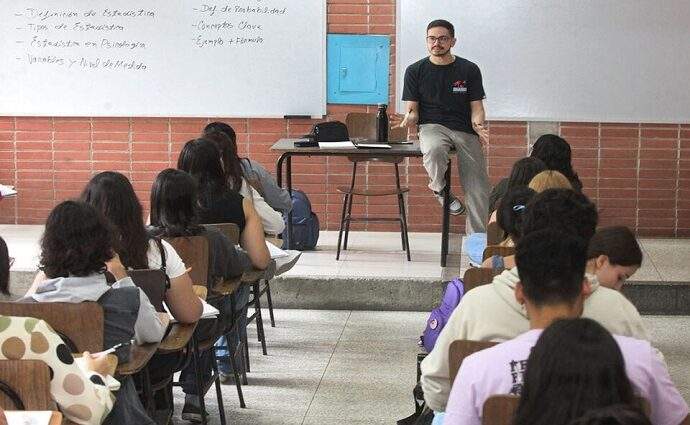 UCAB ofrece becas de excelencia para futuros docentes