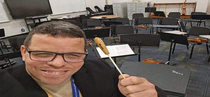 José Ángel Méndez debuta en la literatura con "La Sonata del Orange"