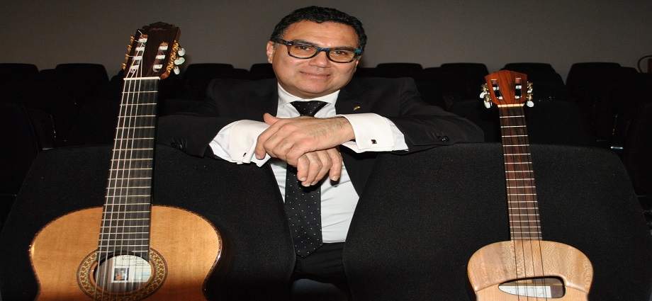 "Pingüino" González gira por EEUU y España con nuevo disco