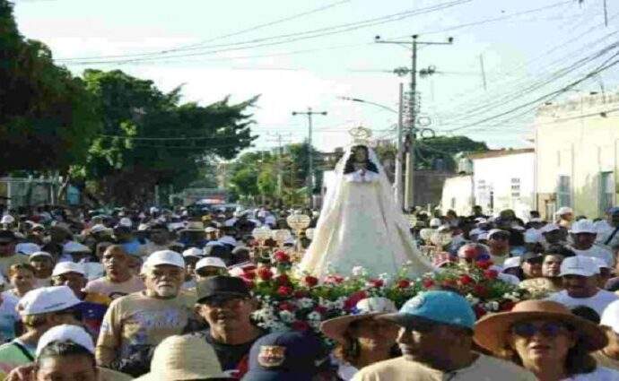 Miles de peregrinos se inscriben para caminar por la Virgen