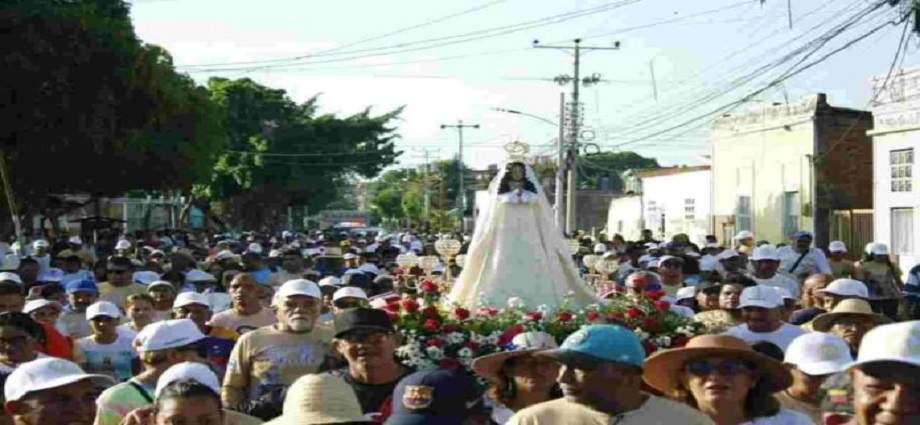 Miles de peregrinos se inscriben para caminar por la Virgen