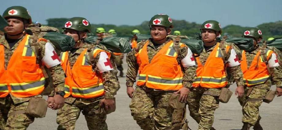 16 países envían rescatistas a Venezuela tras los sismos