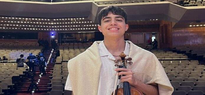 Sucrense gana Concurso Nacional de Violín