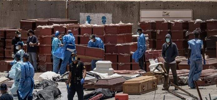 El gremio funerario dona más de 500 ataúdes y reduce costos de cremación para víctimas de los terremotos