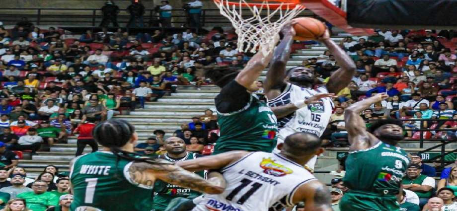 Guaiqueríes iguala la serie ante Cocodrilos; Marinos pone en jaque a Gaiteros