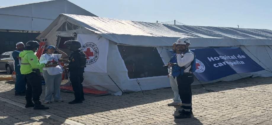 La ONU instala tres hospitales de campaña en La Guaira