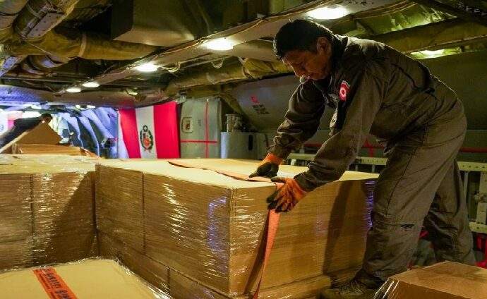 Perú envía 14 toneladas de ayuda humanitaria a Venezuela