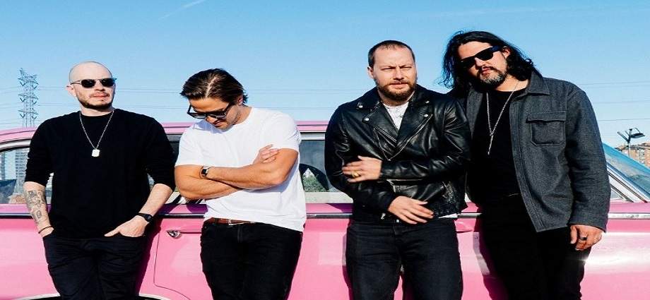 VINILOVERSUS lanza su séptimo álbum de estudio 'La Frontera'