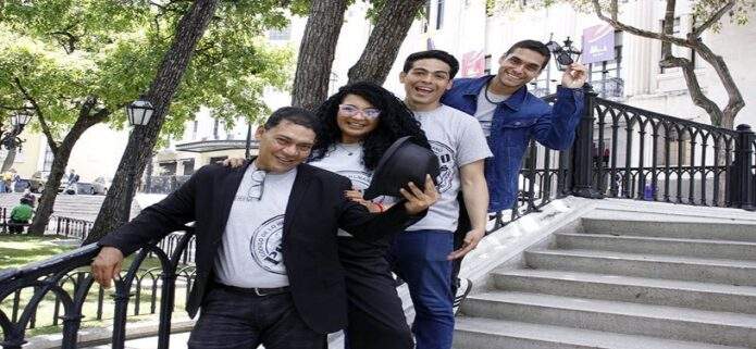 "Polvo Somos" revive a la ciencia venezolana en el teatro