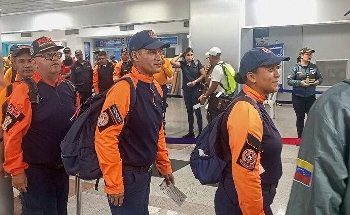 Despliegan personal de Protección Civil Nueva Esparta hacia la Gran Caracas tras devastadores sismos