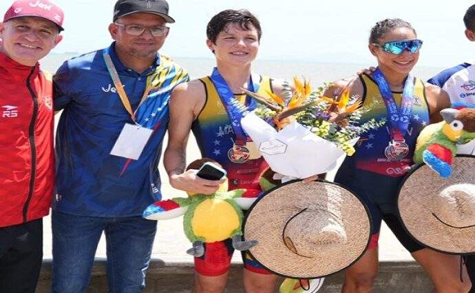 Rosa Martínez conquista el oro en el Campeonato Centroamericano y del Caribe de Triatlón