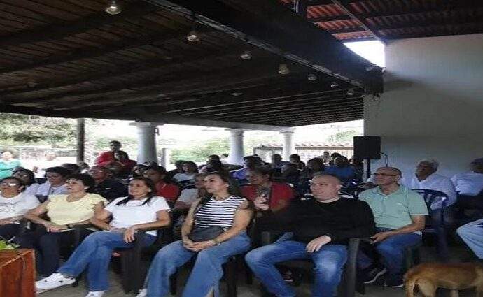 Conversatorio sobre: José Joaquín Salazar Franco