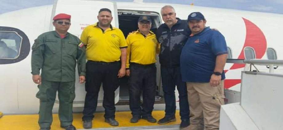 Venezuela despide a rescatistas costarricenses tras culminar labores de apoyo