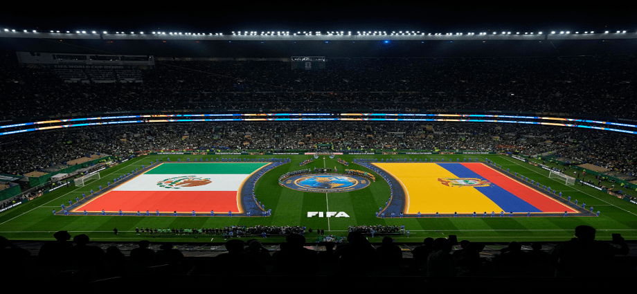 El Estadio Azteca se une en apoyo a Venezuela tras los recientes sismos