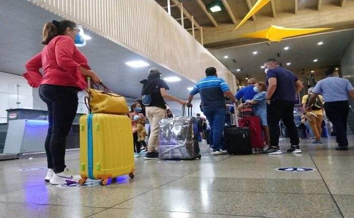 Maiquetía estima retomar vuelos comerciales a mediados de agosto