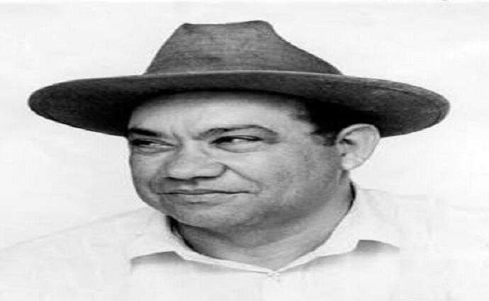 El hombre que convirtió la memoria de la isla en palabra viva