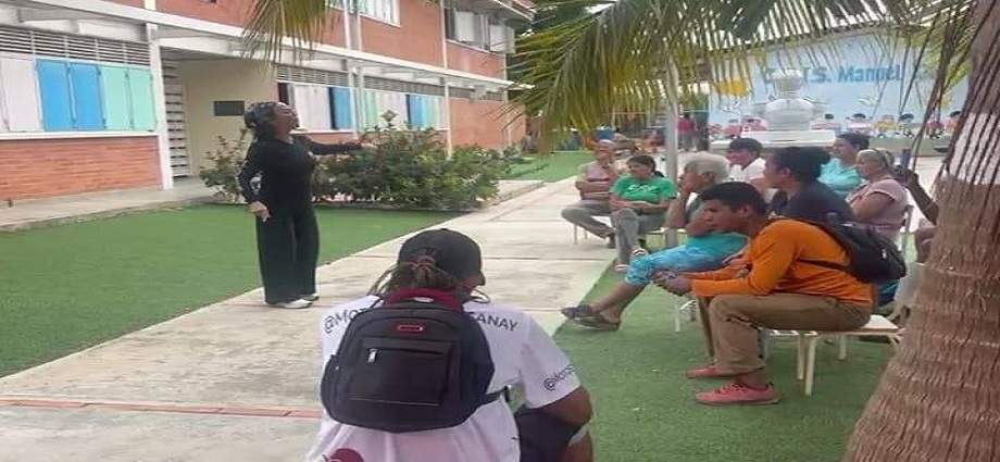 Compañía Nacional de Teatro brinda atención cultural a familias damnificadas en La Guaira