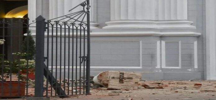 Estructuras religiosas en la capital sufren daños tras sismos recientes