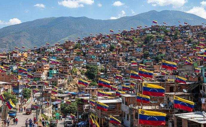 La Décima en el día a día: Una fe activa sobre el país