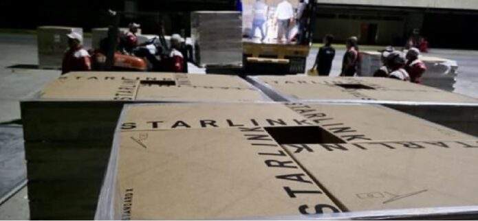 Embajada de EE. UU. en Venezuela despliega más de 1.600 kits de Starlink