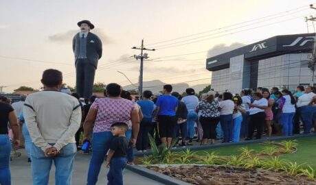 Inauguran plaza San José Gregorio Hernández en Porlamar