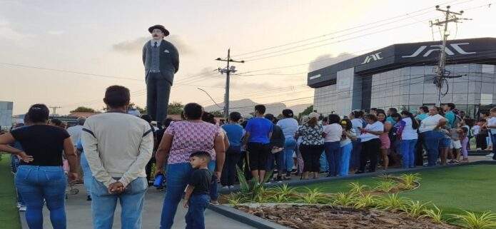 Inauguran plaza San José Gregorio Hernández en Porlamar