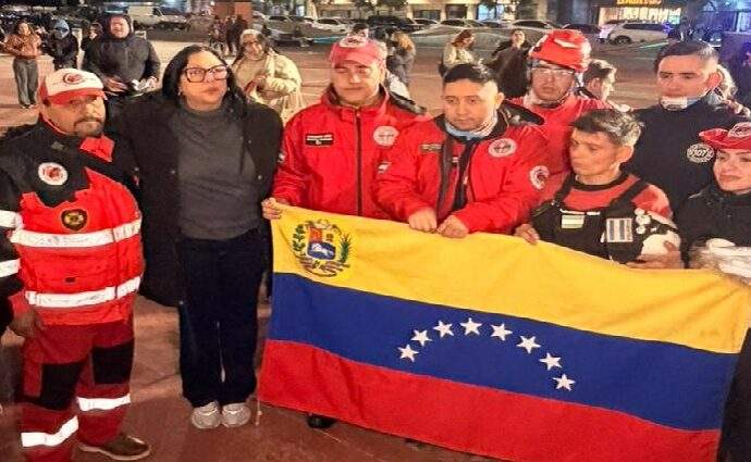 Médicos venezolanos en Argentina vienen a prestar apoyo a los afectados por los sismo del 24 de junio