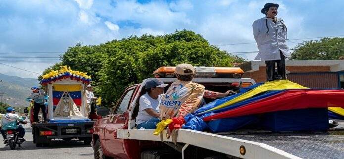Procesión recorre Margarita con mensaje de consuelo