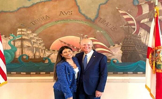 Venezolana asume la dirección estatal de medios del senador Rick Scott en Florida