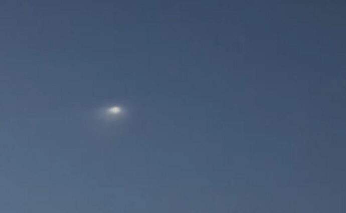 Un objeto brillante en el cielo sorprende a los margariteños