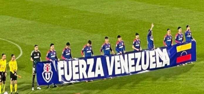 La Universidad de Chile conmueve a la Copa Chile con un emotivo mensaje de apoyo a Venezuela