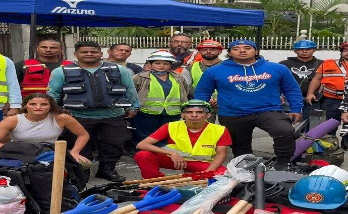 Voluntarios de Nueva Esparta se despliegan en La Guaira