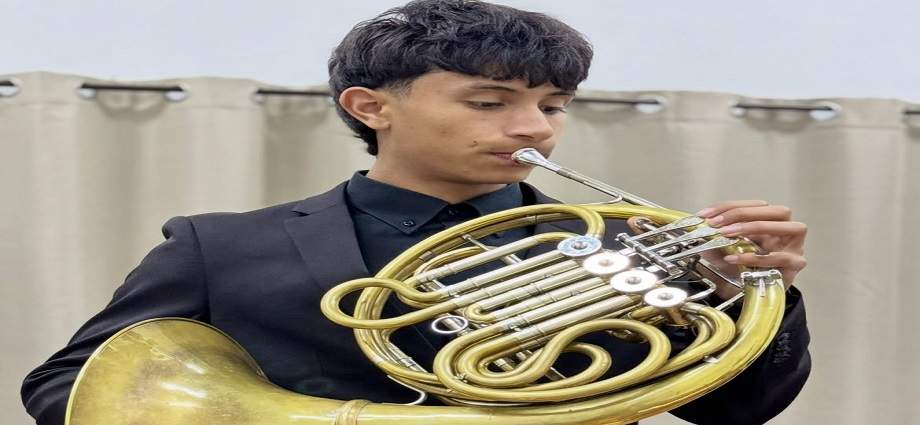 Músico venezolano de 16 años gana premio en Chile