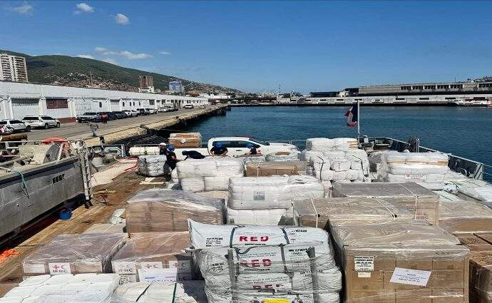 Llega a Venezuela cargamento de ayuda humanitaria enviado por Francia