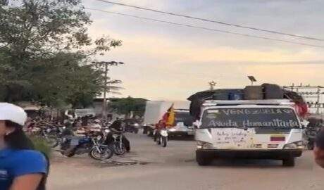 Pueblo venezolano organiza y envía ayuda humanitaria a Colombia desde Apure