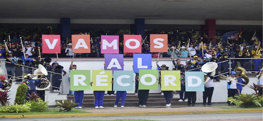 Nueve bandas de marcha ensayan en Los Próceres con miras al Récord Guinness