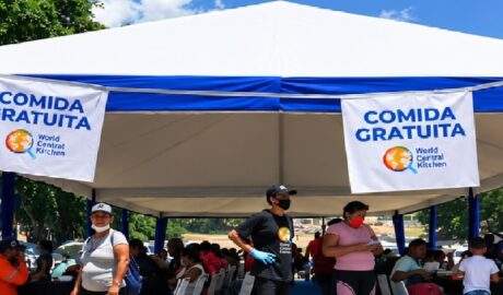 World Central Kitchen alcanza el millón de platos entregados en Venezuela tras los devastadores sismos