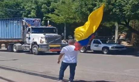 Las fronteras ceden ante la solidaridad: gandolas venezolanas arriban a Cúcuta con ayuda humanitaria