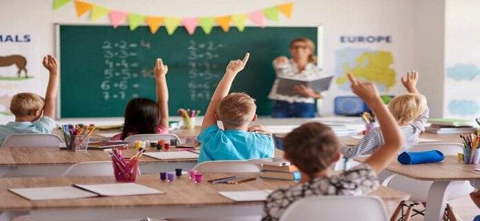 La Décima en el día a día: Aprende con el que sabe
