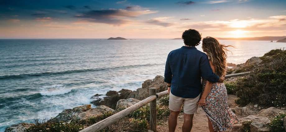 La Décima en el día a día: Y enfrente del mar juraron