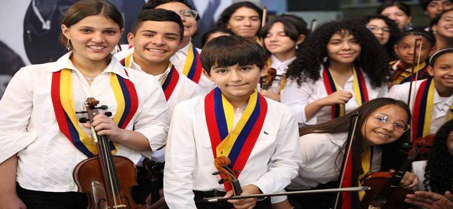 El Sistema abre proceso de inscripción gratuito para niños y jóvenes en todo el país