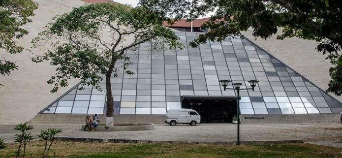 El Museo Alejandro Otero renueva su oferta expositiva para el público