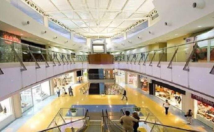 Centros comerciales mantendrán plan de ahorro energético por ocho semanas