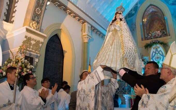 La Iglesia católica orienta las festividades de la Virgen del Valle hacia la oración y el duelo