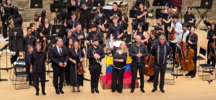 La Orquesta Sinfónica Simanof triunfa en Japón con un emotivo recorrido solidario y cultural