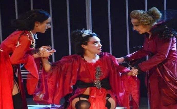 Crítica teatral revela los nominados a los Premios Avencrit 2025-2026