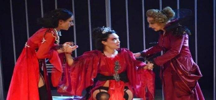 Crítica teatral revela los nominados a los Premios Avencrit 2025-2026