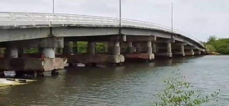 Suspenden el tránsito vehicular en el puente Punta Brava de Morrocoy